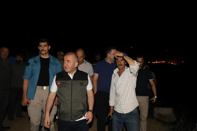 Elazığ Sivrice'de Ürkütücü Yangın Mücadelesi Başarıyla Tamamlandı