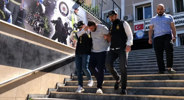 Fatih'te 24 Milyon Liralık Altın Soygunu Üzerine Tutuklamala...