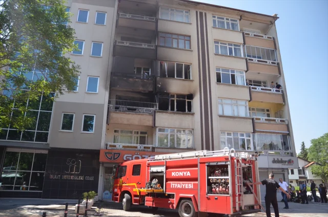 Konya'da Apartmanda Çıkan Yangın Korkuttu