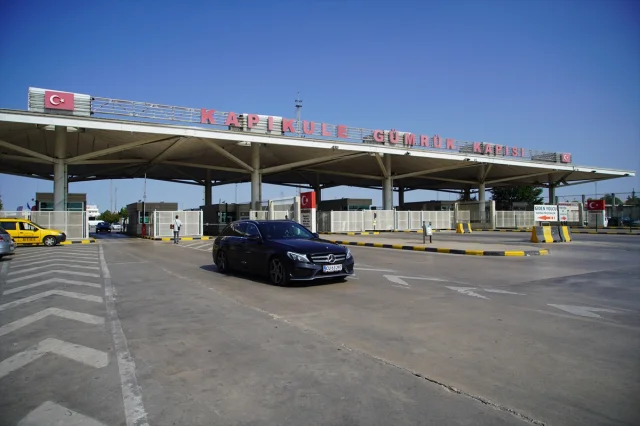 Avrupa'dan Türkiye'ye Dönüş Rüzgarı: Gurbetçilerin Tatil Yolculuğu Başladı