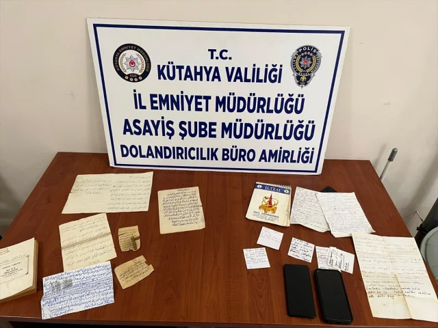 Kütahya'da Büyücülükle Dolandırıcılık İddiasıyla Operasyon: 5 Tutuklama