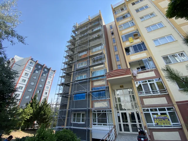 Eskişehir'de İnşaat İşçisi Trajik Düşüşte Hayatını Kaybetti