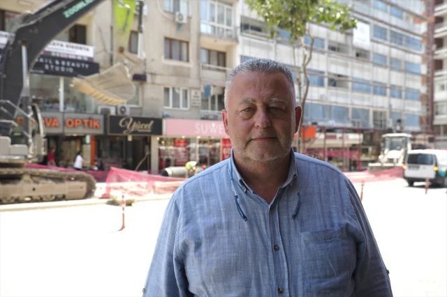 İzmir Bornova'da Doğal Gaz Borusu Patladı: Trafikte Kaos