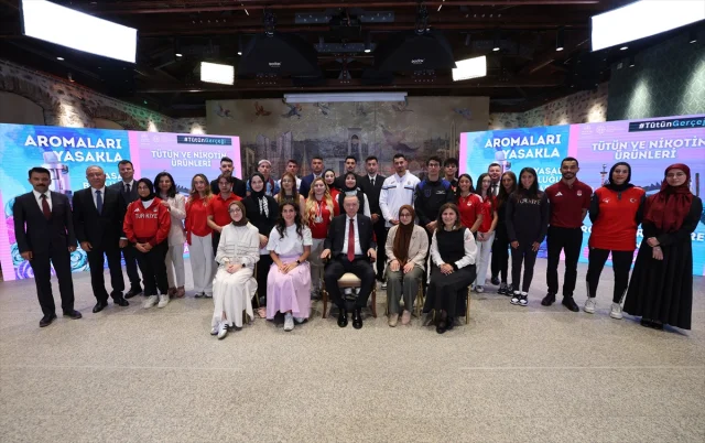 Erdoğan Gençlerle Sigara Mücadelesinde Buluştu