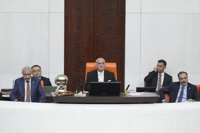 TBMM Genel Kurulu'nda Gergin Anlar ve Vefat Haberi