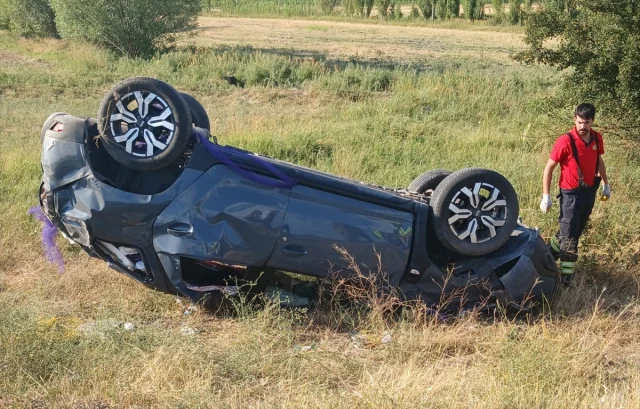 Erzincan'da Feci Kaza: Otomobil Takla Attı, Can Kaybı ve Yaralılar Var