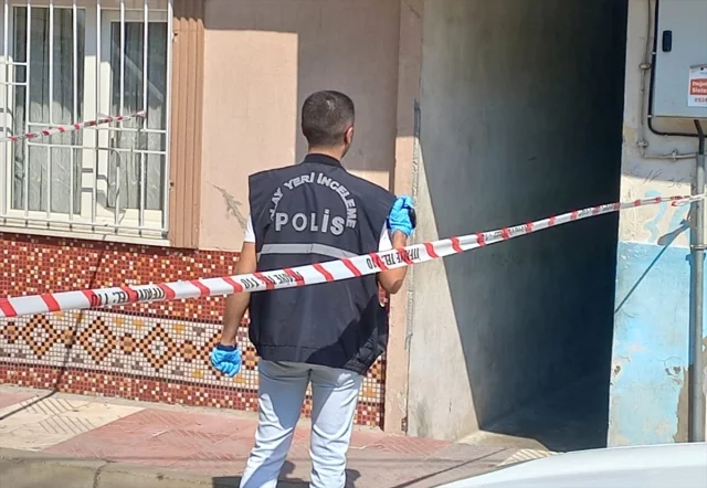 Manisa'da Gizemli Ölüm: Genç Kadın Evinde Ölü Bulundu