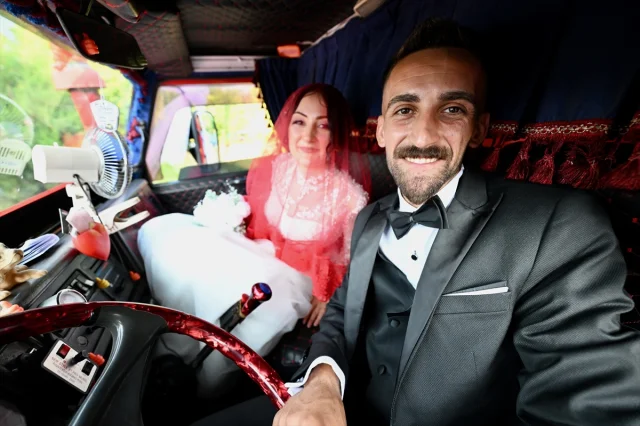 Düzce’de Dikkat Çeken Düğün Kamyonu Rotalarıyla İlgi Çekti