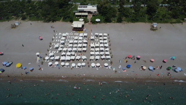 Antalya Sıcak Hava Dalgasıyla Mücadele Ediyor