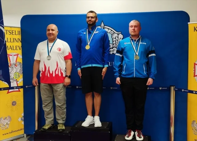 Milli Atıcı Murat Kılıç Avrupa'da Zirveyi Zorluyor