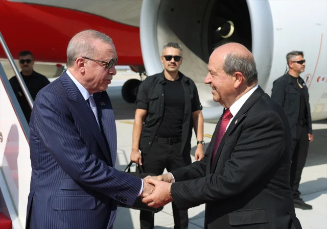 Cumhurbaşkanı Erdoğan'ın KKTC Ziyaretine F-16 Karşılama Uçuşu