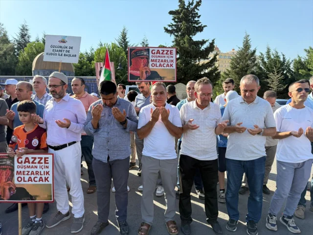 Mardin'de İsrail'e Karşı Ses Yükseldi: Gazze'ye Destek Etkinliği
