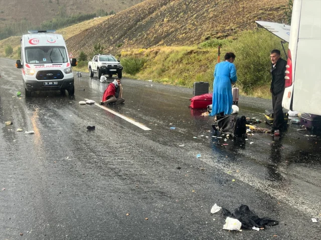 Sivas'taki Yolcu Otobüsü Kazası Korkuttu