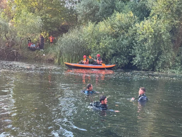Eskişehir'de Nehirde Kaybolan Gençlerin Hüzünlü Hikayesi