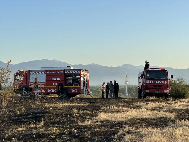 Düzce'deki Örtü Yangını Hızla Kontrol Altına Alındı