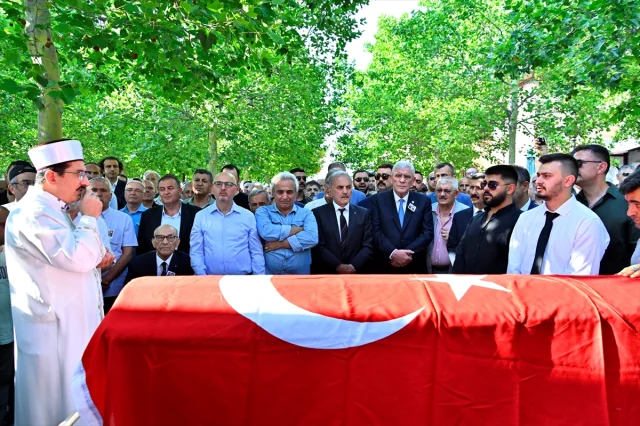 İYİ Parti Lideri Dervişoğlu, Ülkü Ocakları Eski Genel Başkanı Batu'yu Uğurladı