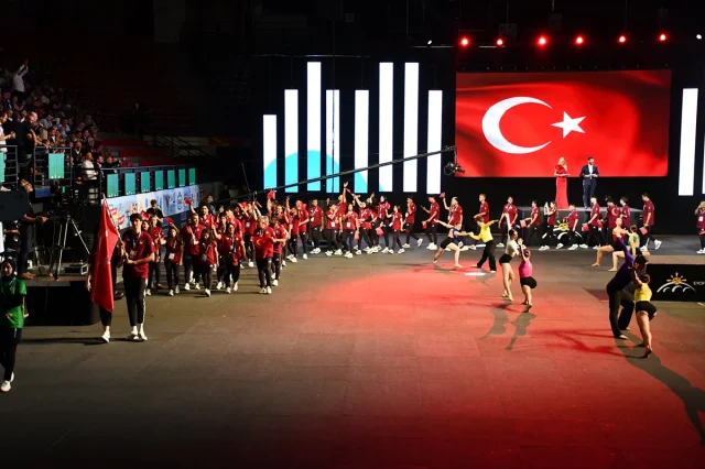 2025 Avrupa Gençlik Olimpik Festivali Muhteşem Bir Açılışla Üsküp'te Başladı