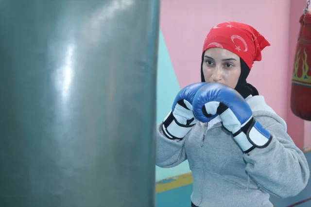 Savate Milli Takımları Dünya Şampiyonası İçin İddialı Hazırlık Yapıyor