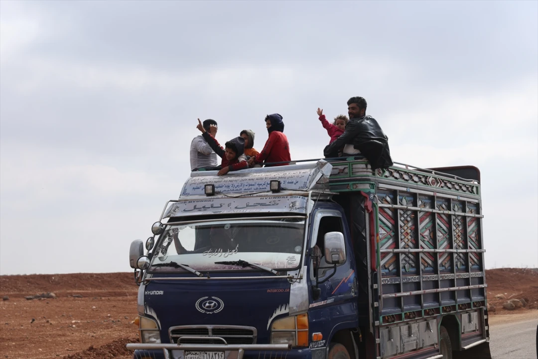 Süveyda'daki Çatışmalar Sonrası Bedevi Ailelere Tahliye