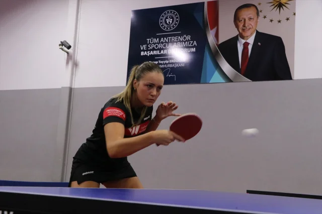 Ece Haraç, Dünya Masa Tenisi Sıralamasında İlk 100'ün Peşinde