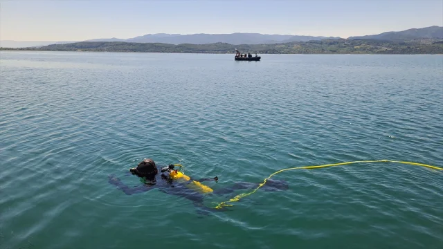 Sapanca Gölü'nde Kapsamlı Temizlik Çalışması Başladı