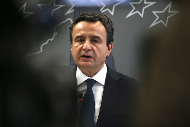 Sırbistan ile Kosova Arasında Gerilim Tırmanıyor