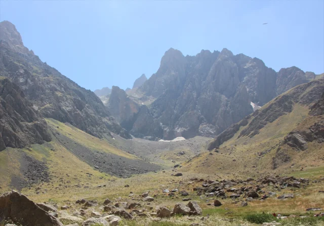 Hakkari'nin Güzellikleri Dosso Dossi ile Dünya Sahnesine Taş...