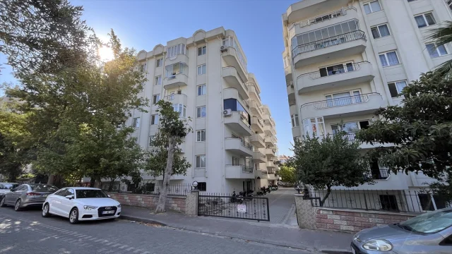Çanakkale'de Gizemli Ölüm: Streç Filme Sarılı Ceset Bulundu