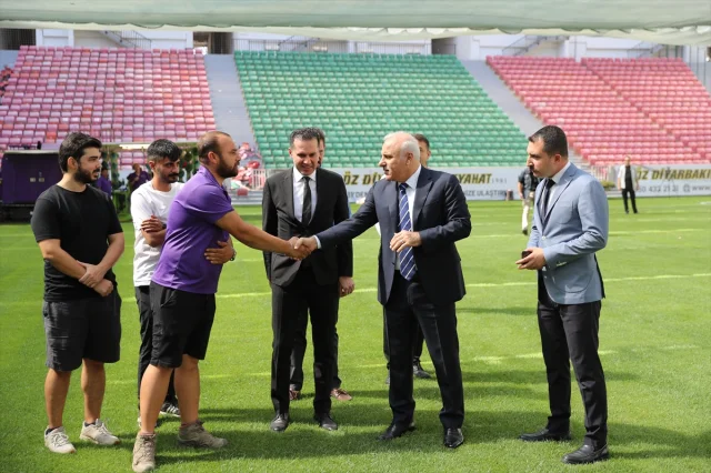 Diyarbakır Stadı'nın Yeni Zemini ve Yükselen Futbol Heyecanı