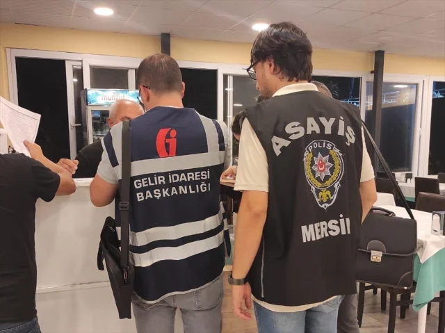 Mersin'de Umuma Açık Mekanlarda Kapsamlı Denetim Rüzgarı