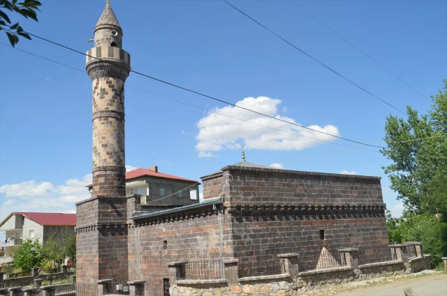 Muş'ta Tarihi Murat Paşa Camisi Görkemli Bir Şekilde Yeniden Açılıyor