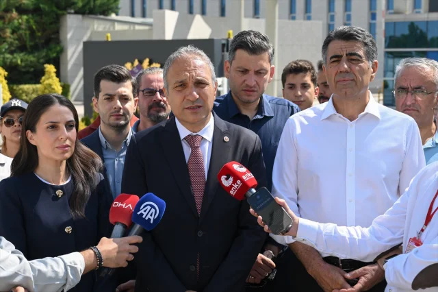 CHP, Proje Okul Yönetmeliği için Danıştay'a Başvuruda Bulundu