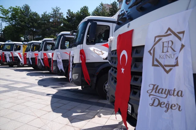 Erzurum'da 200 Milyon Liralık Araç Filosu Şehrin Hizmetine Girdi