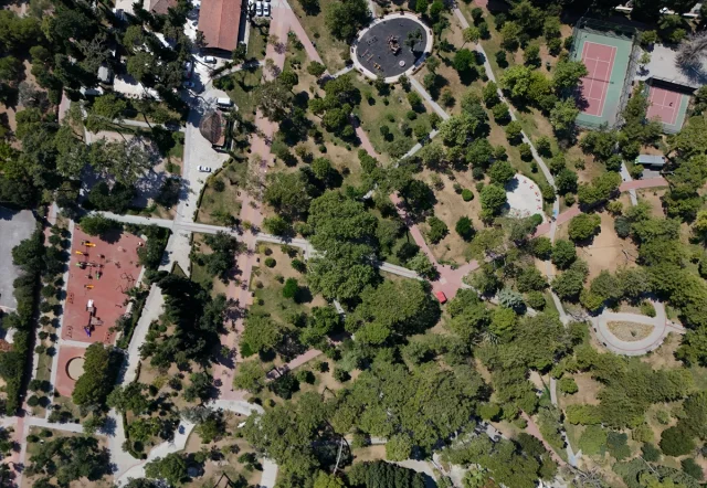 İzmir'de Su Krizi: Park ve Bahçelerde Kullanım Azalıyor