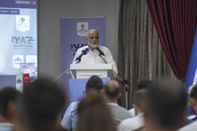 Diyanet İşleri Başkan Yardımcısı Burhan İşliyen Gençlerle Yaz Kampında Buluştu