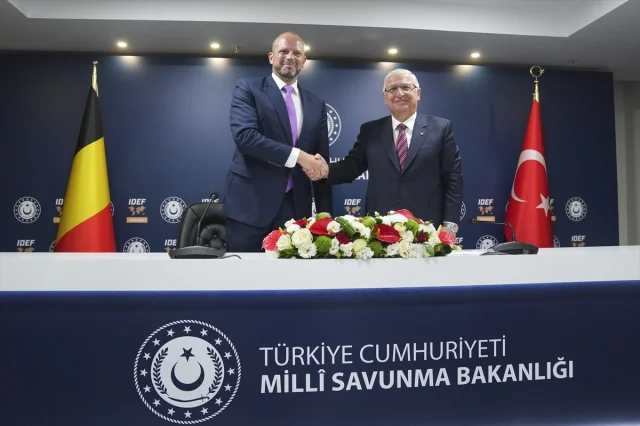 Milli Savunma Bakanı Güler ve Belçikalı Mevkidaşı Francken İstanbul'da Bir Araya Geldi