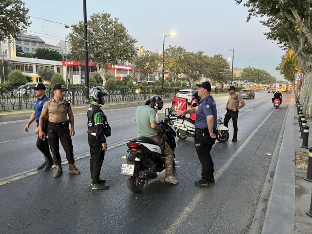 İstanbul'un Huzurunu Artırmak İçin Büyük Polis Operasyonu