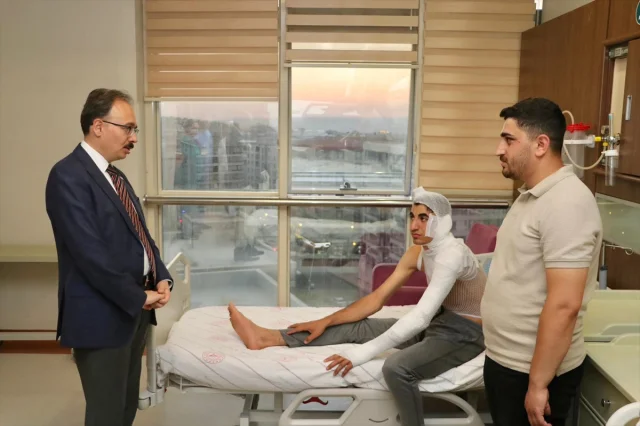 Siirt'te Benzinli Sondaj Makinesi Patladı: Üç İşçi Yaralandı