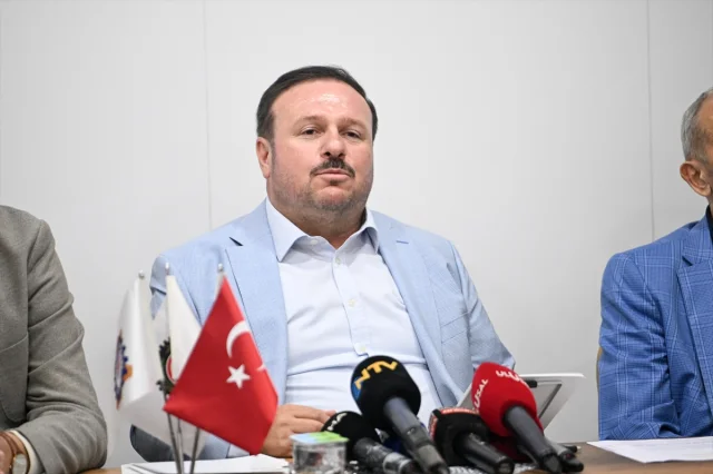 Öz İplik İş Sendikası Genel Başkanı Rafi Ay'dan Tekstil Sektörüne Yenilik Çağrısı