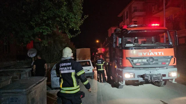 Çorum'da Çıkan Yangın Paniğe Sebep Oldu Az Kalsın Can Kaybı Yaşanıyordu