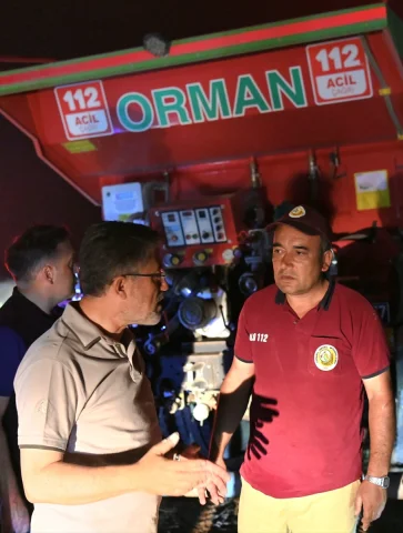 Bakan İbrahim Yumaklı'nın Bilecik'te Orman Yangını Mücadeles...
