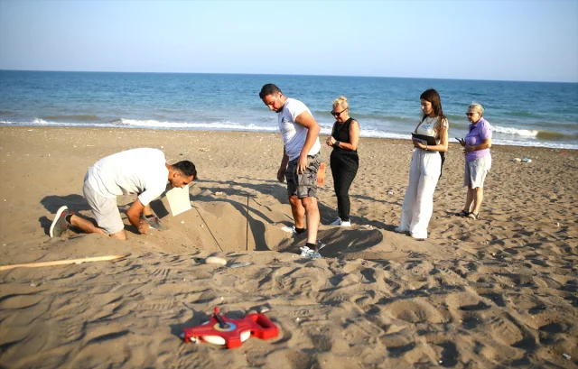 Mersin Kıyılarında Yavrular Denizle Buluşuyor