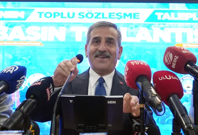 Türkiye Kamu-Sen'den 2026 İçin Memur ve Emekli Maaş Zammı Talepleri