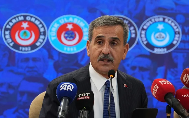 Türkiye Kamu-Sen'den 2026 İçin Memur ve Emekli Maaş Zammı Talepleri