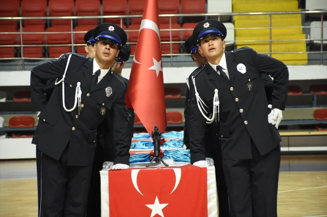 Karaman'da 228 Polis Adayı İçin Görkemli Mezuniyet Töreni