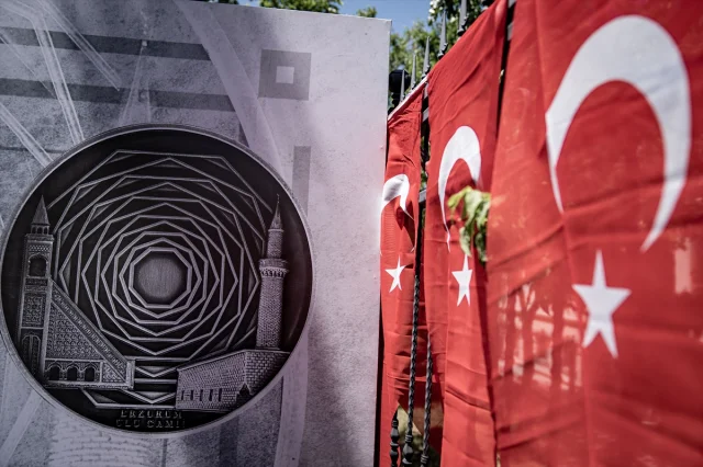 Erzurum'un Tarihi Ulu Cami İçin Unutulmaz Hatıra Parası Üretildi