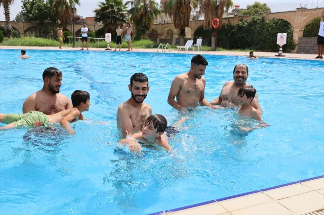 Şanlıurfa'da Aşırı Sıcaklık Rekoru Sosyal Yaşamı Etkiliyor