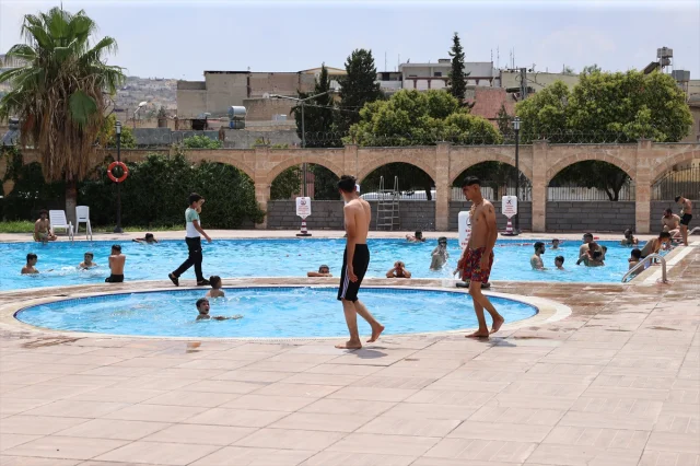 Şanlıurfa'da Aşırı Sıcaklık Rekoru Sosyal Yaşamı Etkiliyor