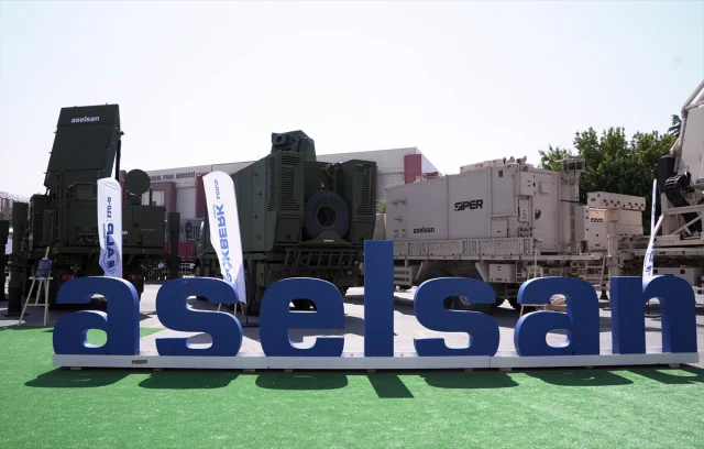 ASELSAN, İleri Teknoloji Savunma Sistemlerini IDEF 2025'te Tanıttı