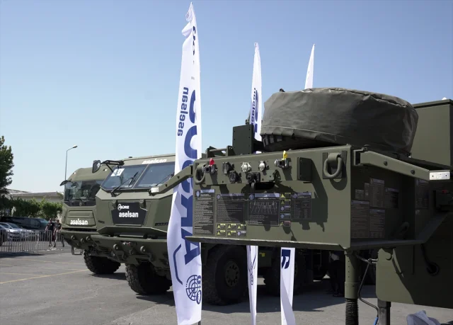 ASELSAN, İleri Teknoloji Savunma Sistemlerini IDEF 2025'te Tanıttı